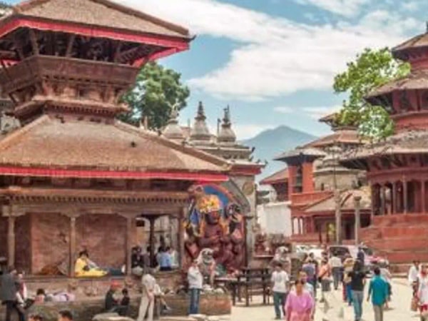 Private Half-Day Tour of Kathmandu Durbar Square and Swayambhunath Temple